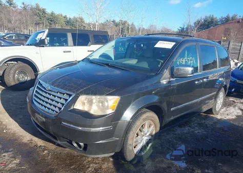 2010 Chrysler Town & Country Limited from USA, damaged, VIN 2A4RR6DX3AR133330